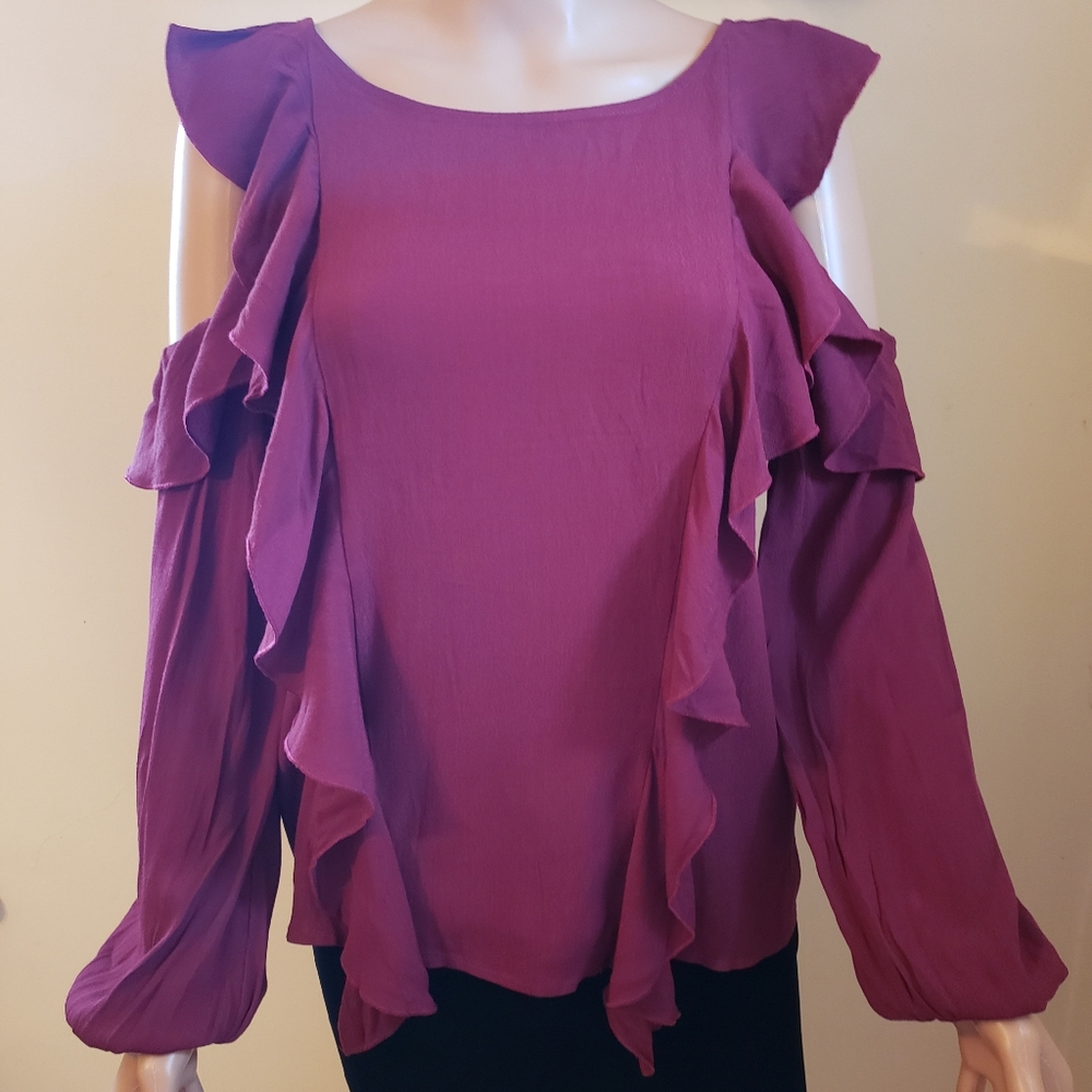 After Market Burgundy Top Small NWOT